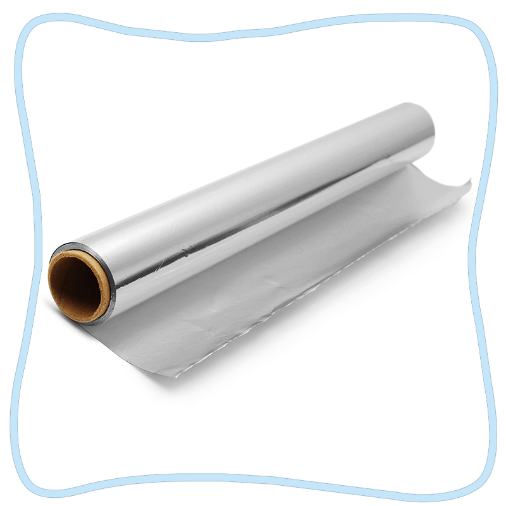 Un rouleau de papier aluminium 
